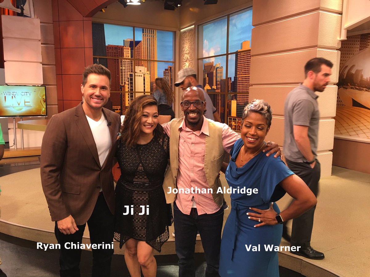 insidesouthFL's tweet photo. Our celebrity On-Air Host/Producer #JonathanAldridge 2day in #Chicago with @WindyCityLIVE crew @ji_wcl @RyanWcl &amp; @val_warner!

Great show! https://t.co/q3Q5ranPSc