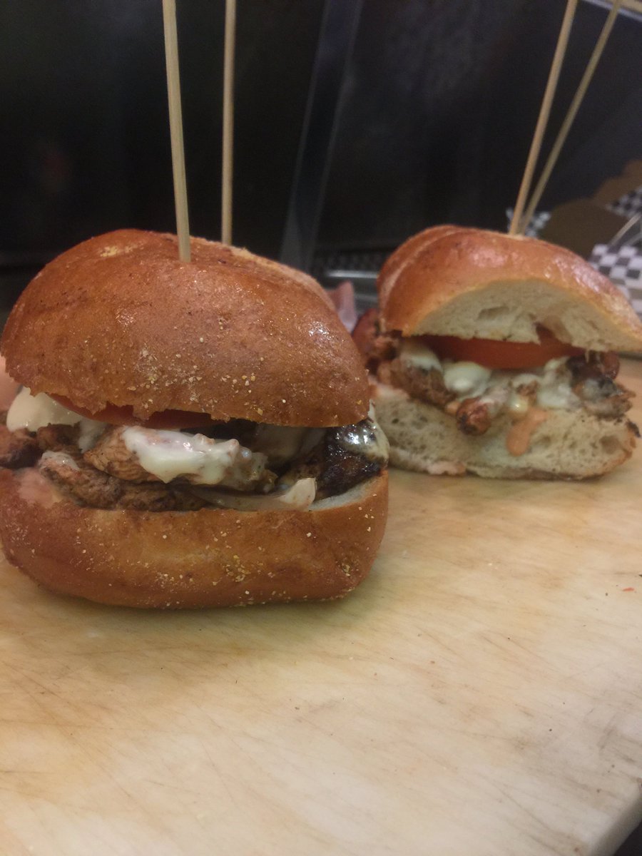 wingsplussf's tweet photo. Our philly cheeseburgers before being cut! https://t.co/KrtHdcg6hG