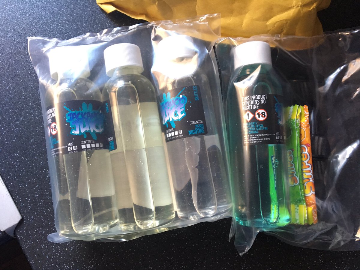 jackamoojuice's tweet photo. @jackamoojuice nice delivery of juice today #vapemail https://t.co/fLZlvuTGde