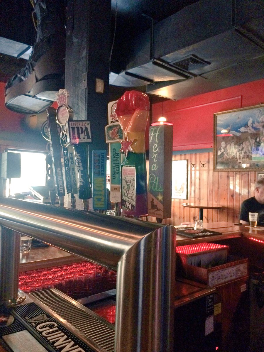 ahoorm's tweet photo. Celebrating @pRepublik 20th anniversary with a pint of @RevBrewChicago Anti-Hero! https://t.co/gym8xtwyqJ