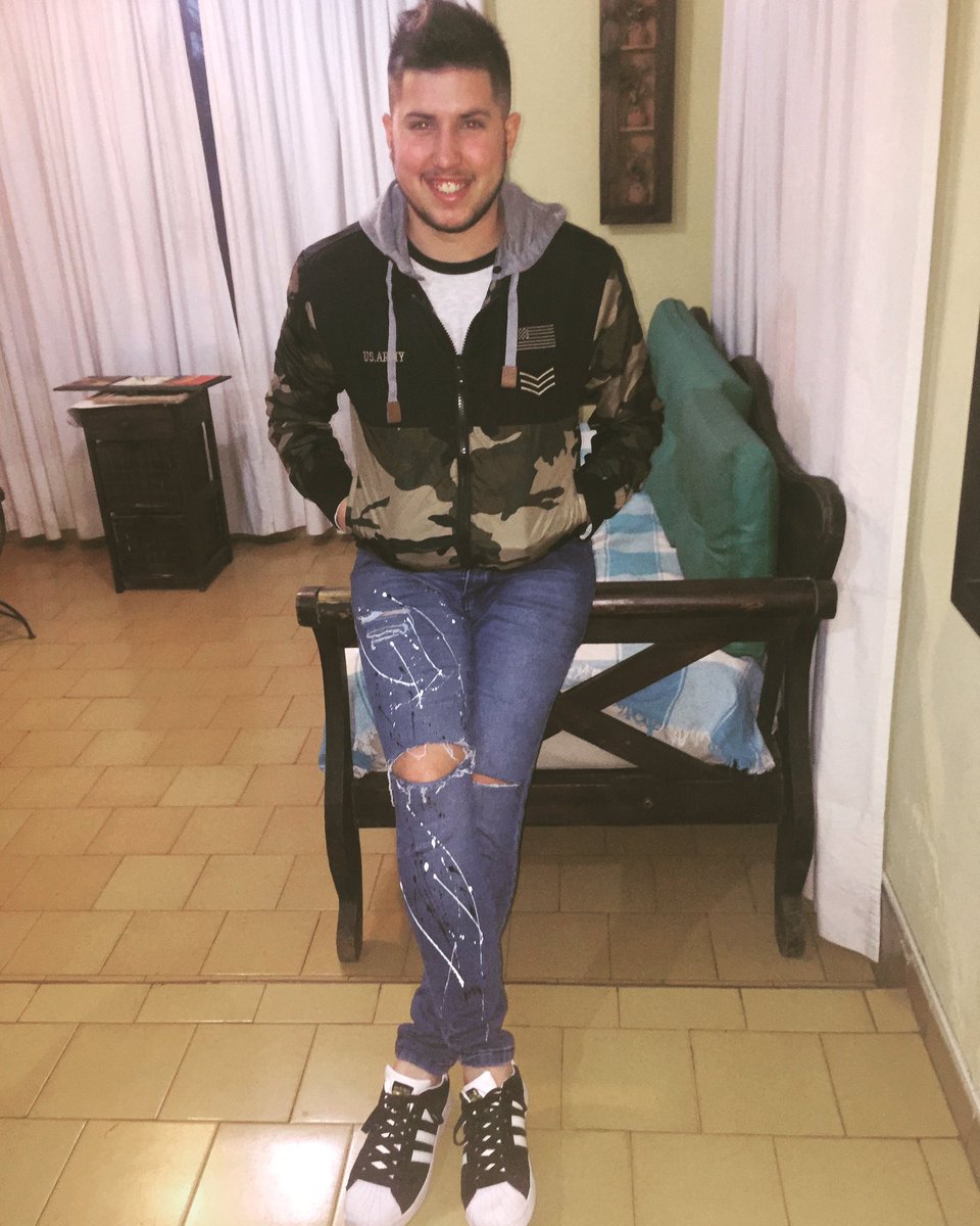 GermanVignoli's tweet photo. #JuevesDeRuta 🚌 https://t.co/EiRwhuhQI6