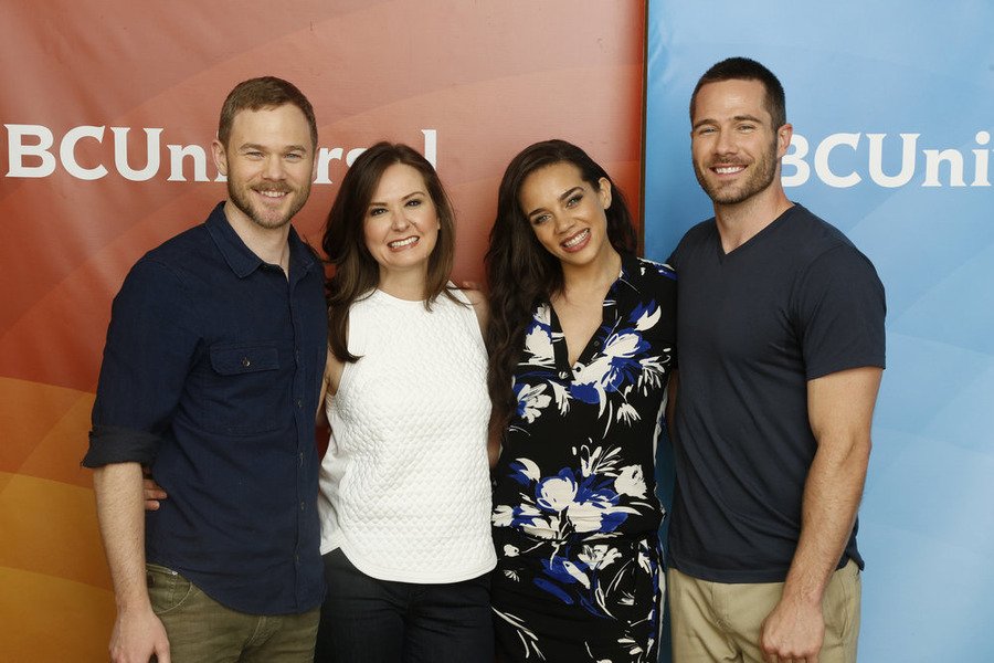 DenofGeekUS's tweet photo. With #Killjoys season 3, showrunner Michelle Lovretta resolves to "Follow the goddamn fun!" Our interview: https://t.co/tiruu93Ou2 https://t.co/JLkS9Adx6t