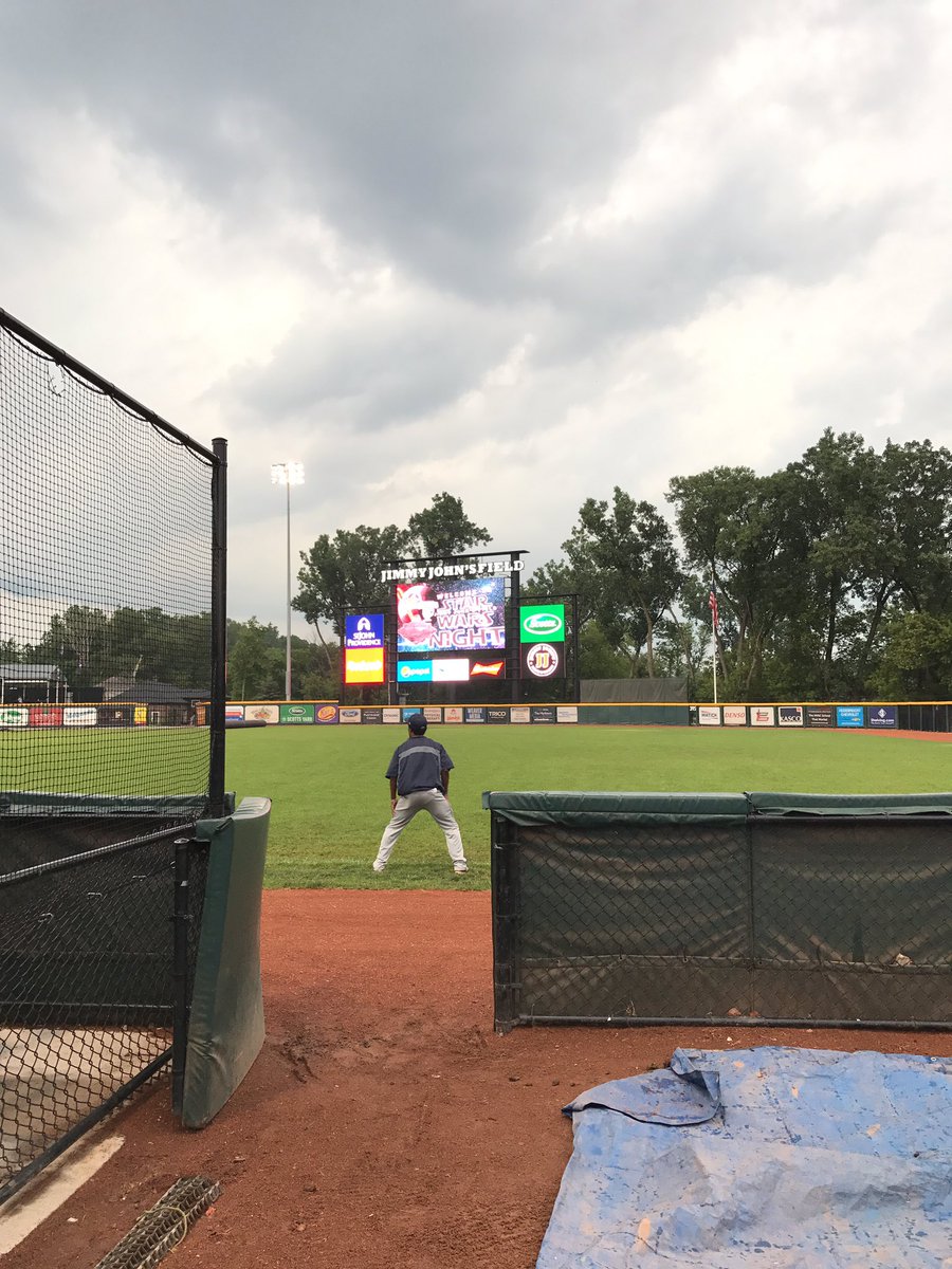 So excited for #starwars night <a href="/uspbl/">USPBL</a>! #bwcares2017