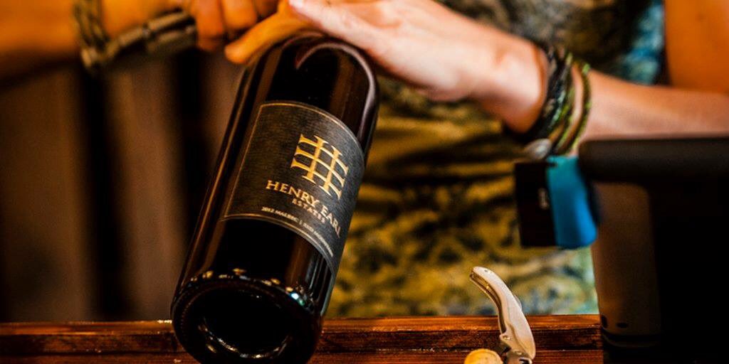 Who needs a little wine tonight!  Tasting with Henry Earl and Live music by Blue Mountain Spanish Sound starts at 6pm! #wallawalla