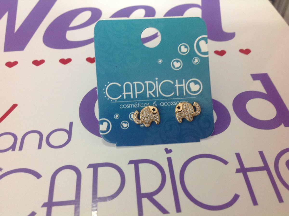caprichocya's tweet photo. 🎊🎉Capricho, cosméticos &amp; accesorios #apoyolocal#compraenpopayán#centrocomercialrodival#cosméticos&amp;accesorios 🎊🎉 https://t.co/KsHEym37fL