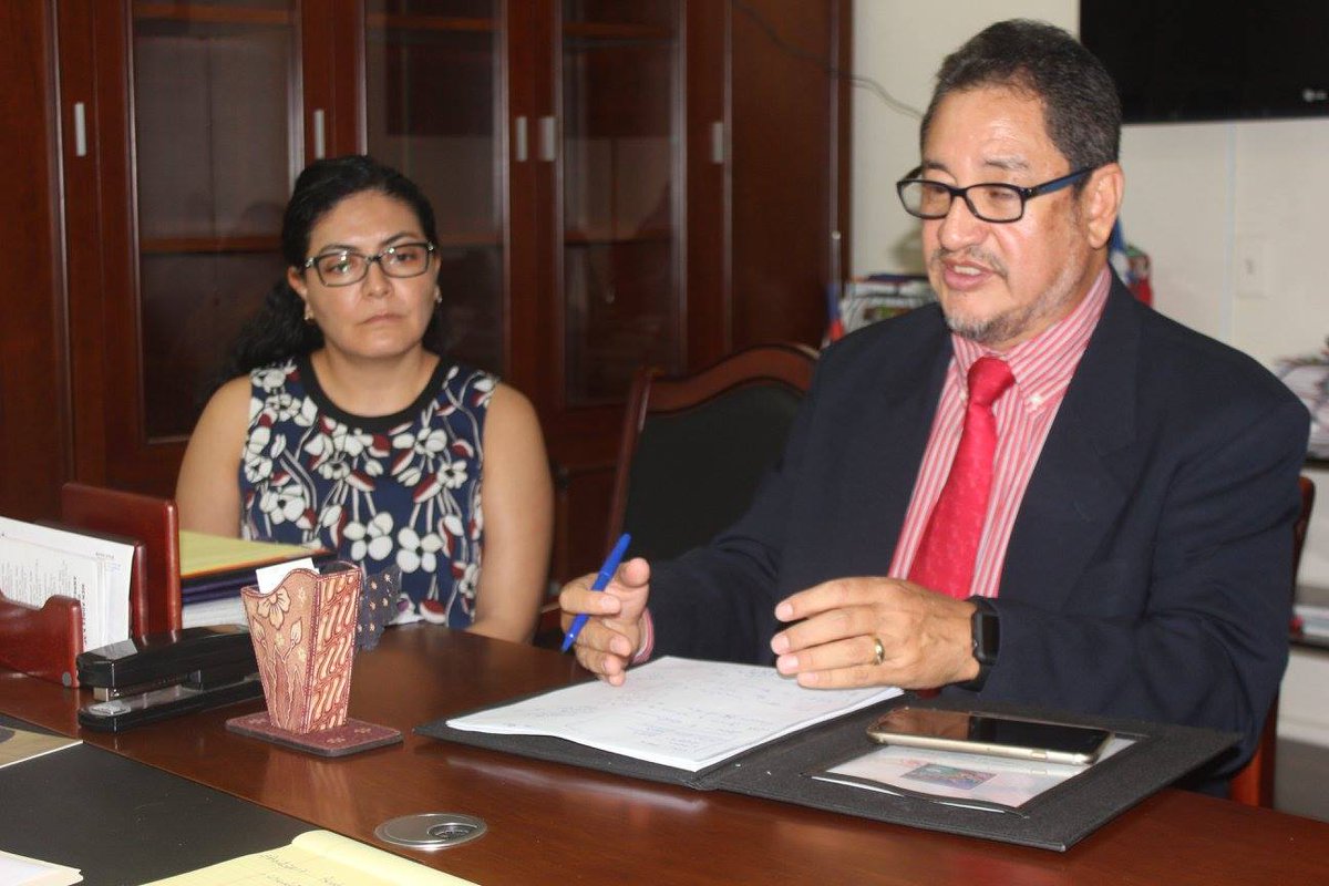 Mhave_Haiti (@mhave_ht) on Twitter photo La Ministre du <a href="/MHAVE_HT/">Mhave_Haiti</a> Dr <a href="/StephanieAug/">Stephanie AUGUSTE</a> reçoit la visite de l’ambassadeur du Mexique Jose Luis ALVARO et de son Adj, Mme Georgina MARINA La Ministre du <a href="/MHAVE_HT/">Mhave_Haiti</a> Dr <a href="/StephanieAug/">Stephanie AUGUSTE</a> reçoit la visite de l’ambassadeur du Mexique Jose Luis ALVARO et de son Adj, Mme Georgina MARINA