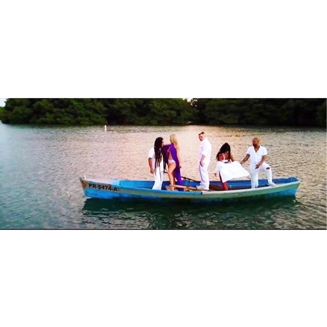 Newtone_oficial's tweet image. Island life 🇵🇷 La isla es lo Maximo

#Pieldeseda Ft. @jowell1 &amp;amp; @Randynotaloca 📍
Soon Video @CremaBatidafilm 🎥| @kumaristiic 🚁 @kvmilarobles