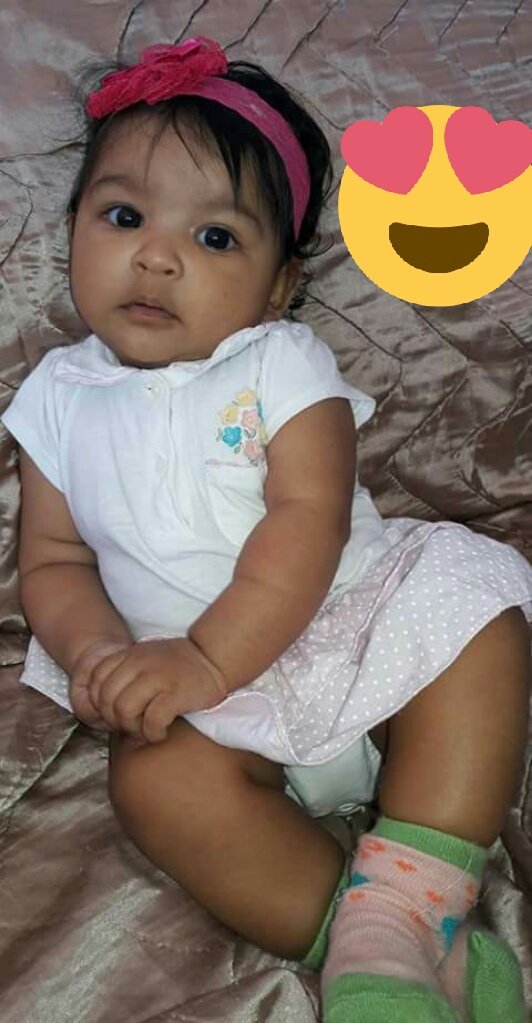 Camiissa10's tweet photo. #minhaprincessa lavinia linda linda https://t.co/H7mfkTpBO8