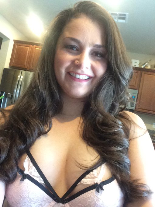 Hiiiiii. https://t.co/dvLTCrb5Rk<a href="/tag/booty"class="tags"><span>#booty</span></a>