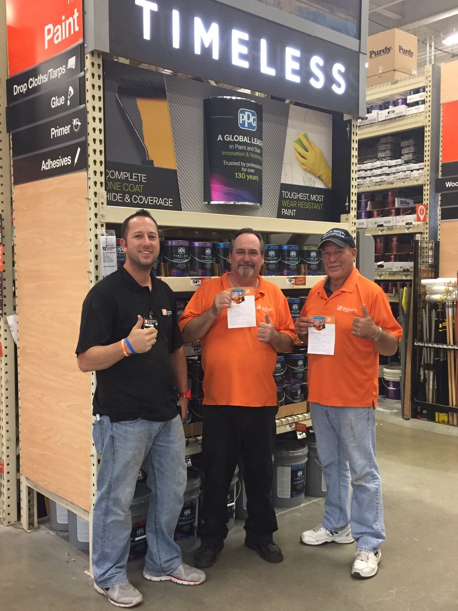 MET Sup Brett recognizing night MEA's Wayne and Ken for execution of the PPG paint reset! #It'sTimeless