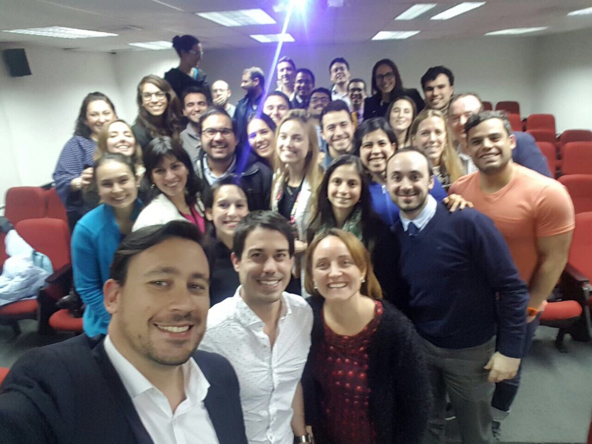 porlotoole's tweet photo. Ultimo dia curso innovacion en salud c/becados medicina, increibles proyectos!!👏🏻👏🏻👏🏻🏆@iCubo_udd @udd @MedicinaCASUDD @dcontesse @_ignaciaf https://t.co/PrlBVNE92b