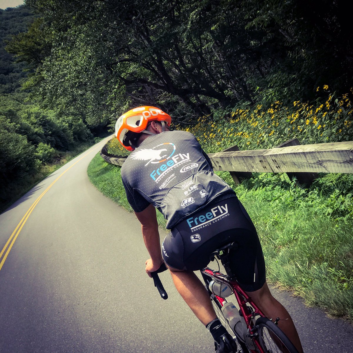 FreeFly_EC's tweet photo. What a huge, killer day by @madss1 and @RubberTurkey11 ! 90+ miles and over 10,300ft of elevation gain! #cycling #bike #grind #fitness https://t.co/NYPJqx2XNt