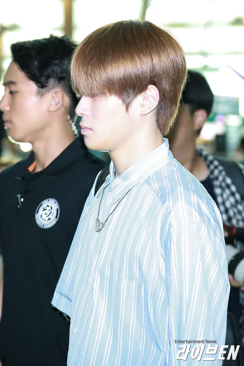 SM_NCT's tweet image. [PRESS] 170804 #NCT127 at Incheon International Airport

#JAEHYUN