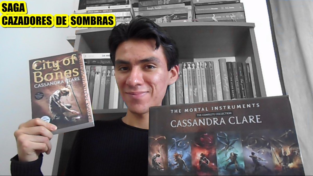 johnlime64's tweet image. ¡#lectoras y #lectores! aquí la reseña de CDS +datos de los libros. 
youtube.com/watch?v=eecoOq…
#johnlime #booktube #books  #shadowhunters #TMI