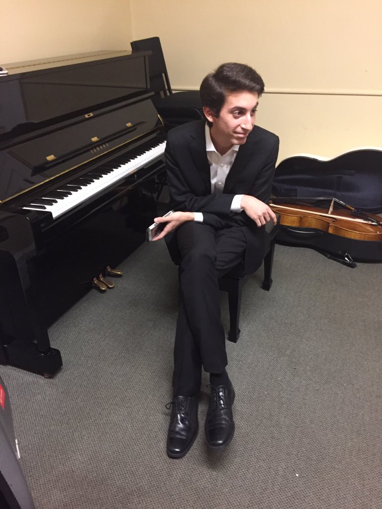 MorningsideMB's tweet photo. #idozeev from Israel waiting to perform Ginastera Sonata, Op 22 as #mmb2017 draws to a close with Highlights concert on Jordan Hall #NEC https://t.co/CktMdbqRP8