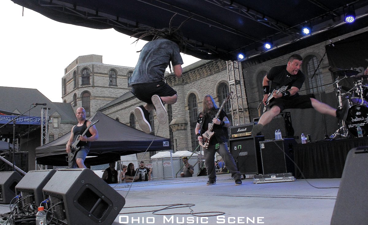 Ohio Music Scene (@ohiomusicscene) on Twitter photo facebook.com/23972939606926… <a href="/40BelowOfficial/">40 Below Summer</a> Ink In The Clink - 2017 at the <a href="/osrps/">OhioStateReformatory</a> in Mansfield,OH. Full pic album on OMS Facebook page facebook.com/23972939606926… <a href="/40BelowOfficial/">40 Below Summer</a> Ink In The Clink - 2017 at the <a href="/osrps/">OhioStateReformatory</a> in Mansfield,OH. Full pic album on OMS Facebook page
