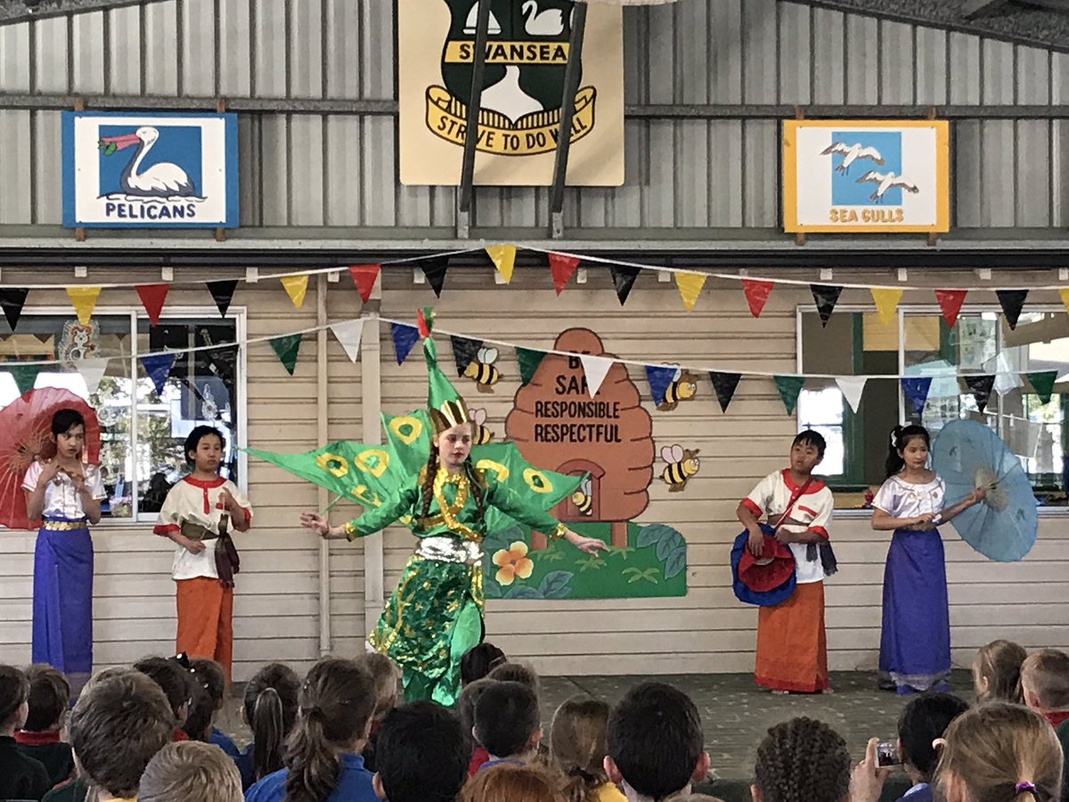 Celebrating our Khmer and Senior Dance Troupes at Swansea Public School #ILearnWeLearn <a href="/KerryPlimmer/">Kerry Plimmer</a> <a href="/MoranteVicki/">Vicki Morante</a> <a href="/mtb1611/">Steven Snell</a> <a href="/CanleyValePS/">Canley Vale PS</a>