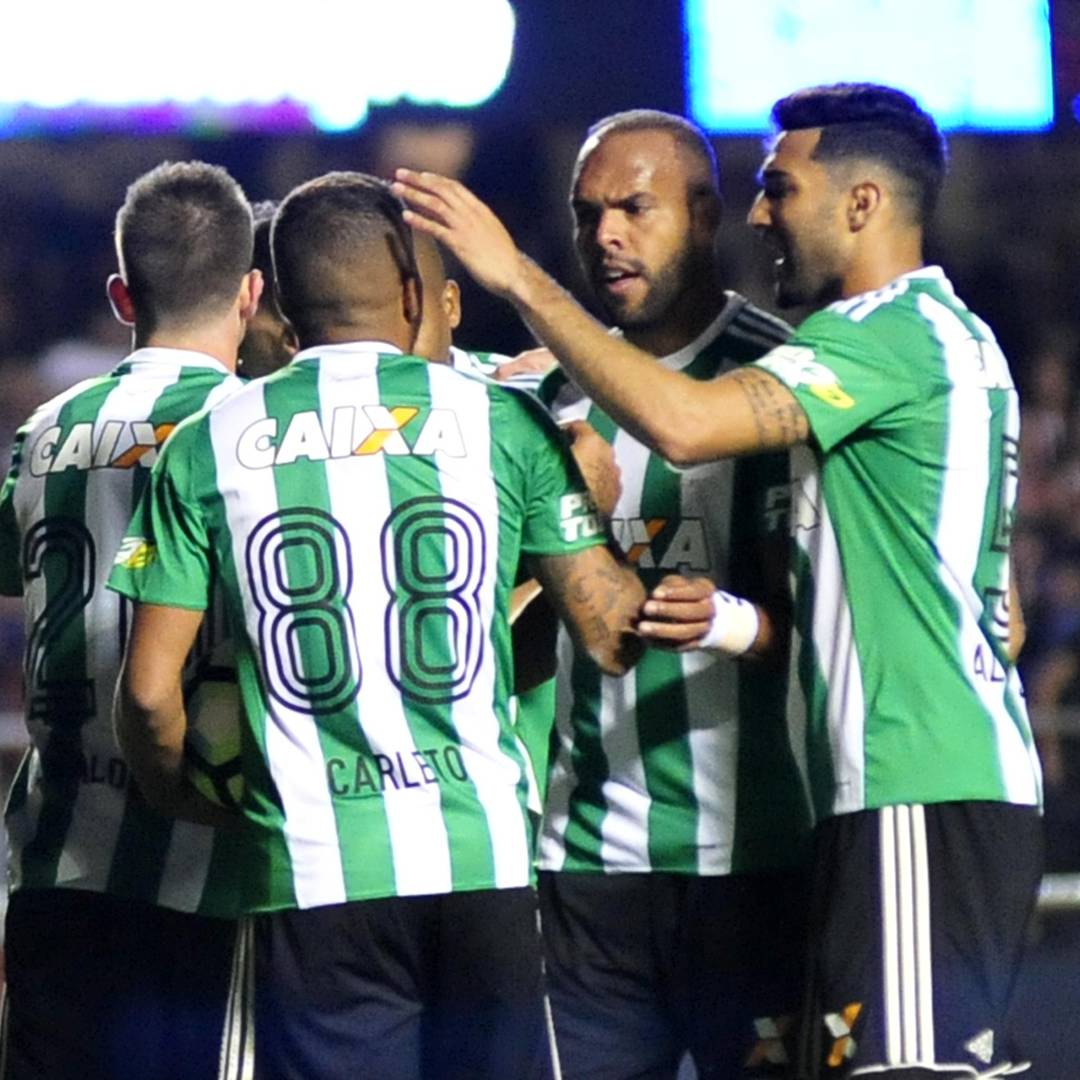 alecsandro's tweet image. Feliz demais pela vitória, mais ainda por ter sido capitão e poder sair daqui de São Paulo com uma grande vitória.  Vamos que vamos! 👊🏽👊🏽