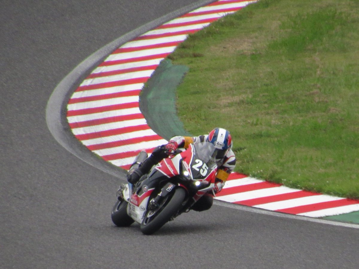 Honda鈴鹿レーシング Honda鈴鹿レーシング