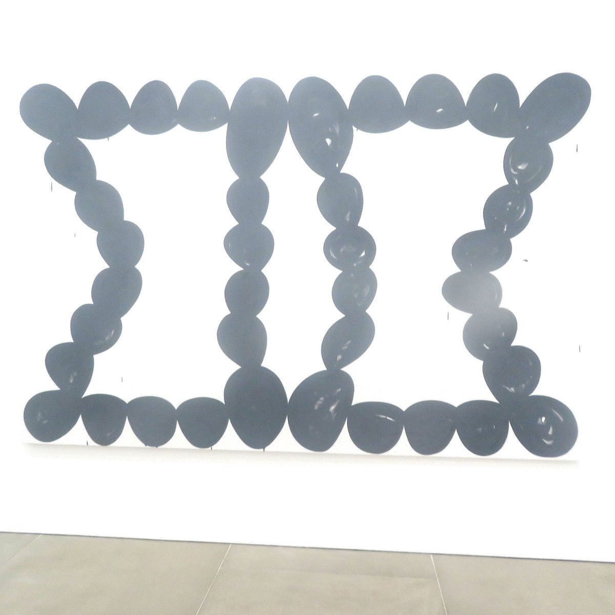 stephenmahoneym's tweet photo. My #picture of #PublicLick #artwork by #artist #AmyFeldman at 9 #artists #groupshow #PlaygroundStructure in @BlainSouthern #worthavisit #art https://t.co/Q2VOLlVS02