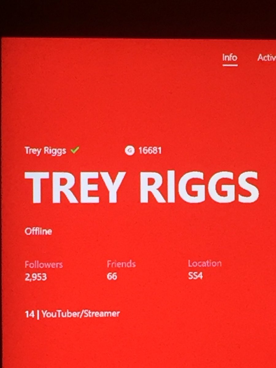 vCarry2Cold's tweet image. This what happens when u run with bum ass famous people lmfao @trey_riggs14 @FamousClan2k @2kStrap