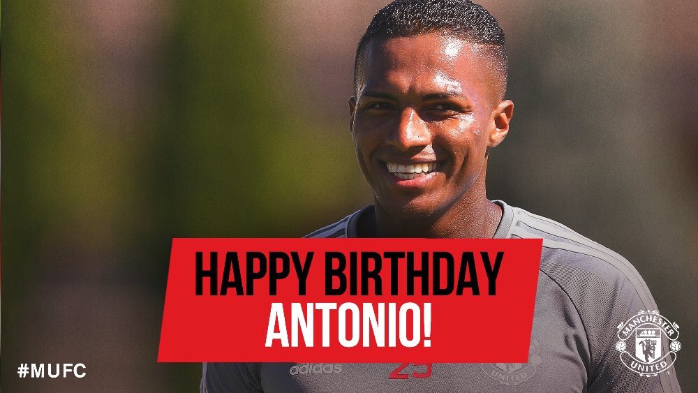 Happy 32nd Birthday, Antonio Valencia! 
