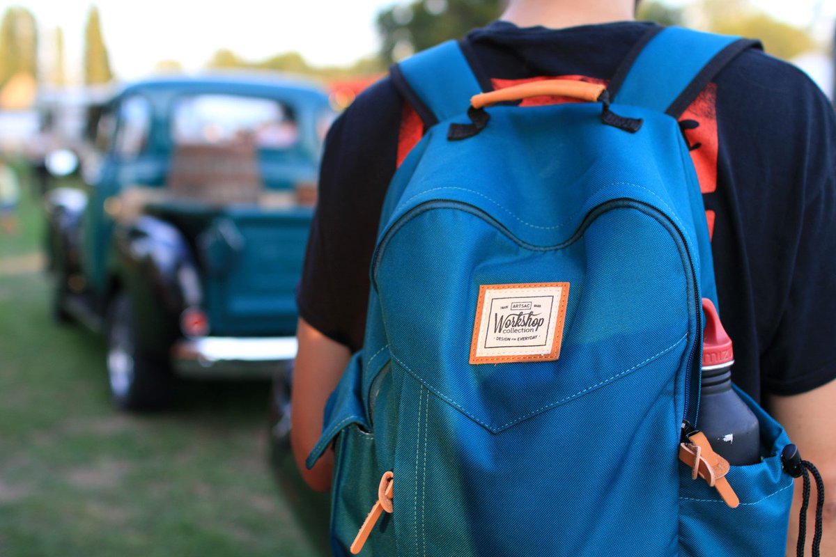 artsacworkshop's tweet photo. Spotted: the Amitage backpack, sizzling in the summer heat ~ https://t.co/8C6d0c8GrA 
#artsacworkshop #backpack #streetstyle https://t.co/EJcikx3LuC
