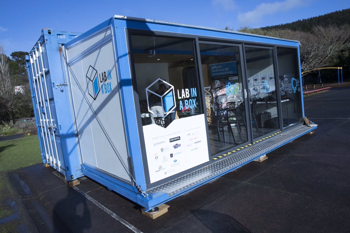 <a href="/labinaboxnz/">labinabox</a> today with rat dissections, eel traps and drones. Makara kids rock! @curiousmindsnz <a href="/VicUniWgtn/">Te Herenga Waka—Victoria University of Wellington</a>