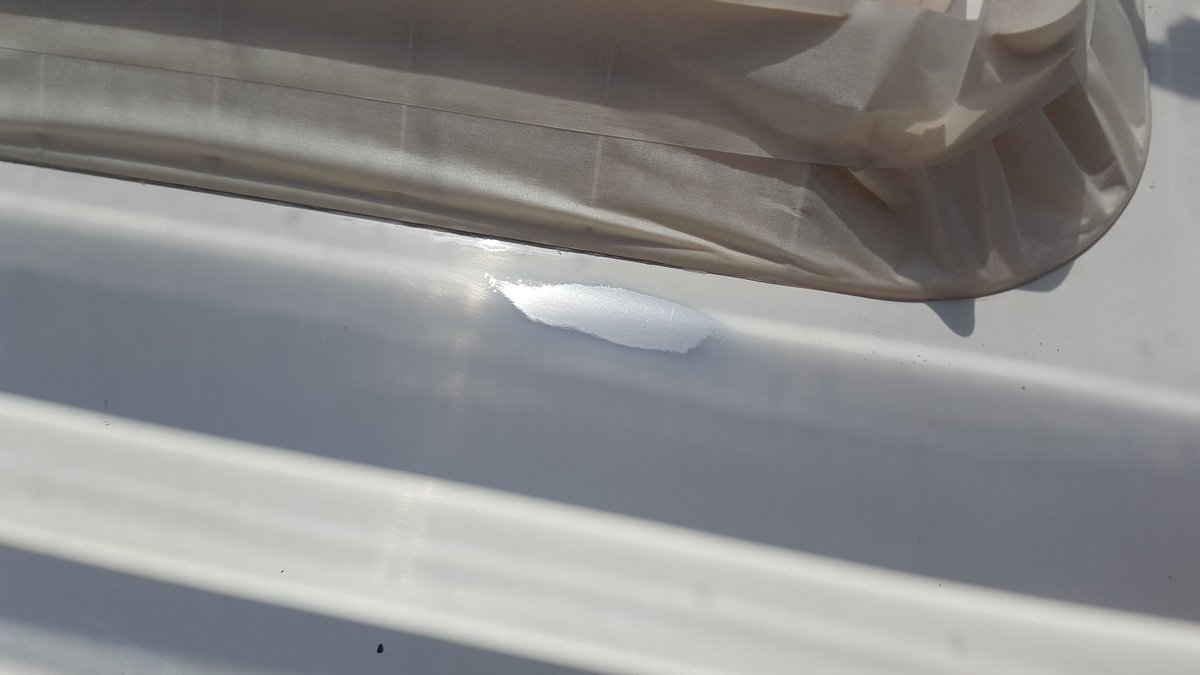 VRCltd1's tweet photo. Bailey caravan, common paint defect to roof, exposed aluminium. #mobilebodyshop #caravan #caravanrepair #motorhome https://t.co/h331mUXEOX