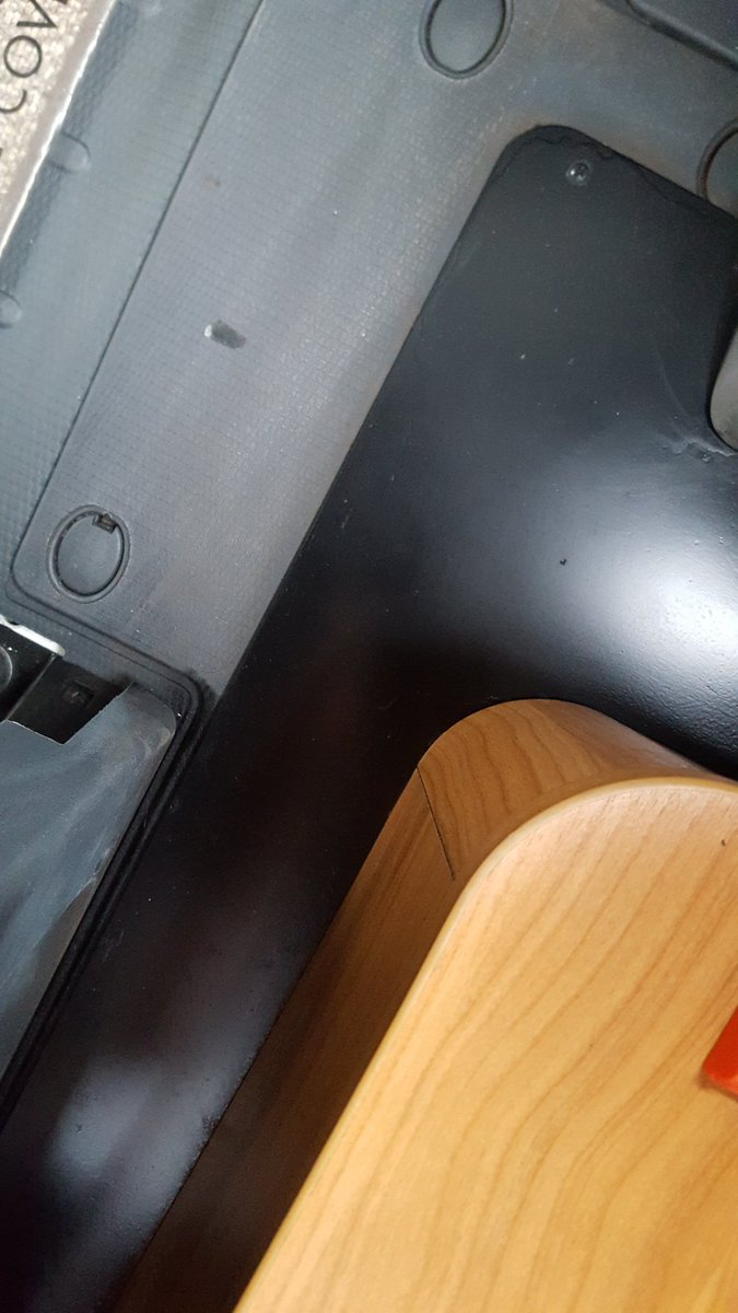 VRCltd1's tweet photo. Floor plate joining strip repaint. #motorhome #motorhomerepair #mobilebodyshop #caravan https://t.co/D7gpJADu5J