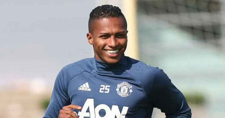 Happy Birthday, Antonio Valencia! What\s your fondest moment of Tony in a United shirt? 
