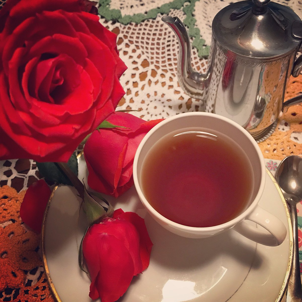 inasmokylyt's tweet photo. Tea Time #pgtea #hottea https://t.co/Suj9VfSZci