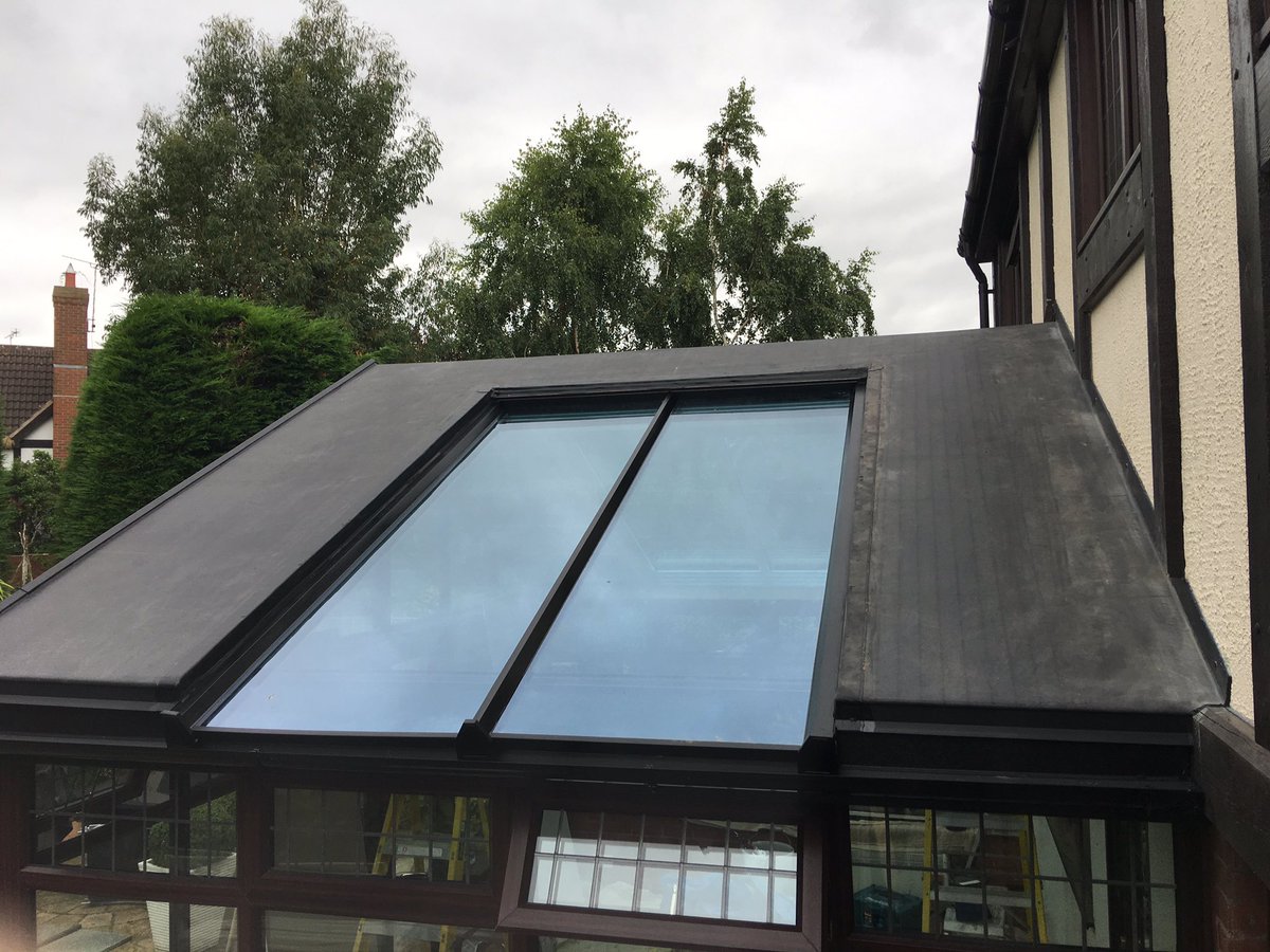 shaw_home_imp's tweet photo. It's been a while as I've been on holiday with my winnings from my 2nd place #FITMFC @fitshow. This is what I've been up to before and after https://t.co/KFYvmJhhPz