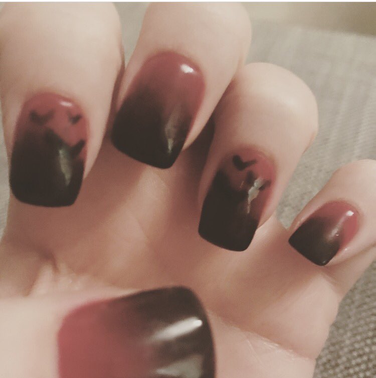 trishbrett1234's tweet photo. So excited for 2 shows of Bat 2moro #batnails to go with the #tatoutofhell
@GiovanniSpano5 @BenjaminPurkiss @DanielleSteers @RubenVankeer https://t.co/RL8qfSlyUR