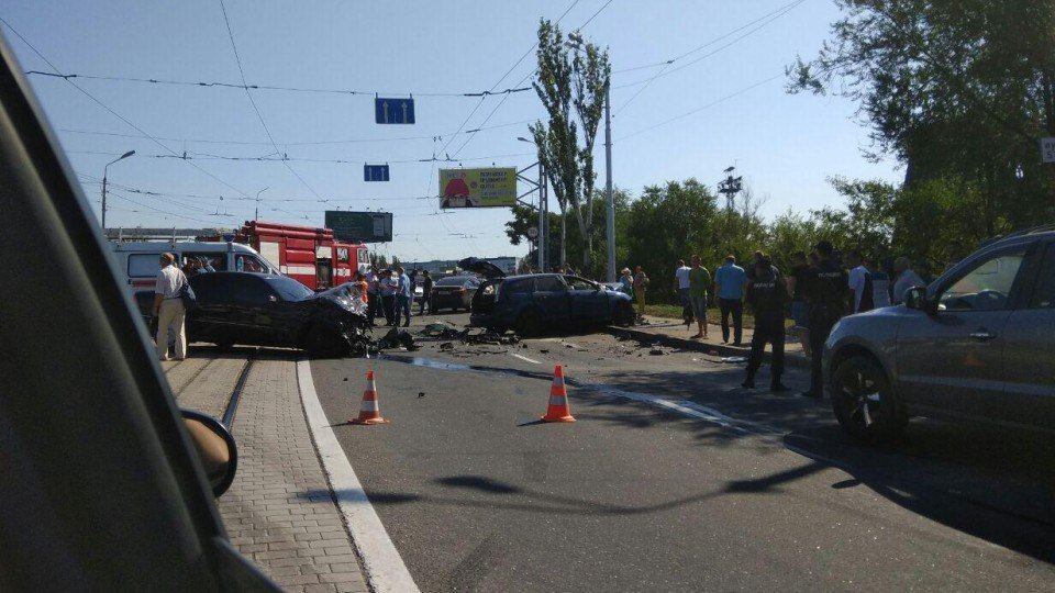 Дурная балка донецк. Дтп в днр недавна на ждановка 2022. Обстрел тренева щорса картинки. Происшествия в донецке днр. Происшествия в донецке днр.