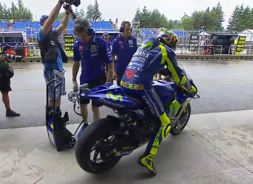 SupportVale_46's tweet photo. FINALLY! 😍 
#CzechGP FP1 https://t.co/fbqA1cNAFd