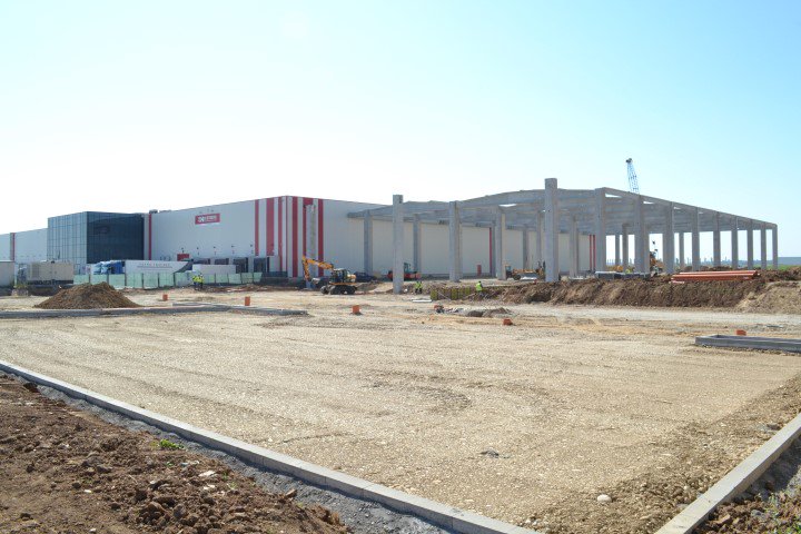 Expansion #Bucharest, 10,000 sqm extra for #pharma &amp; #hazardousgoods,150,000 sqm for future growth,285 #jobs in time bit.ly/2u6QZsR