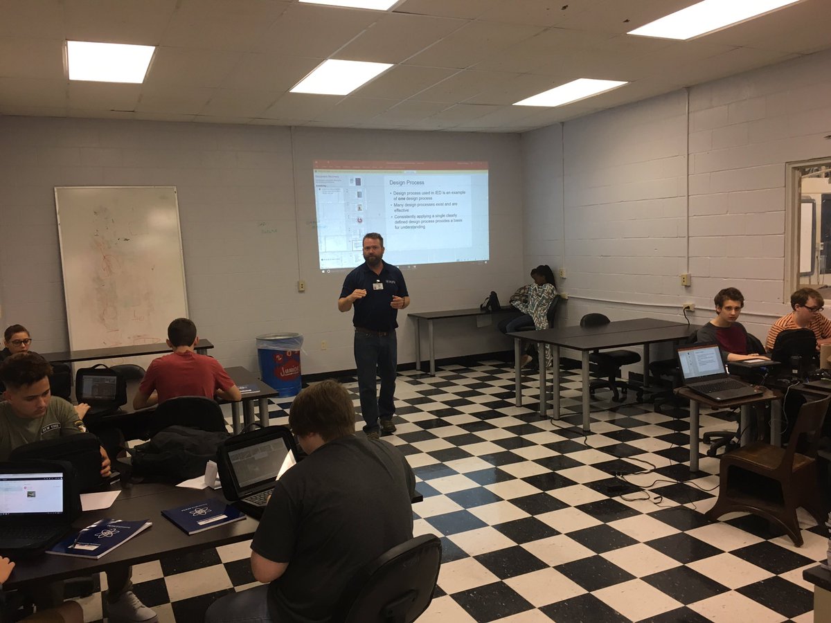 abegtrup's tweet image. Engineering Design Process Talk #dualteaching #PLTW #Mechatronics #TheMount