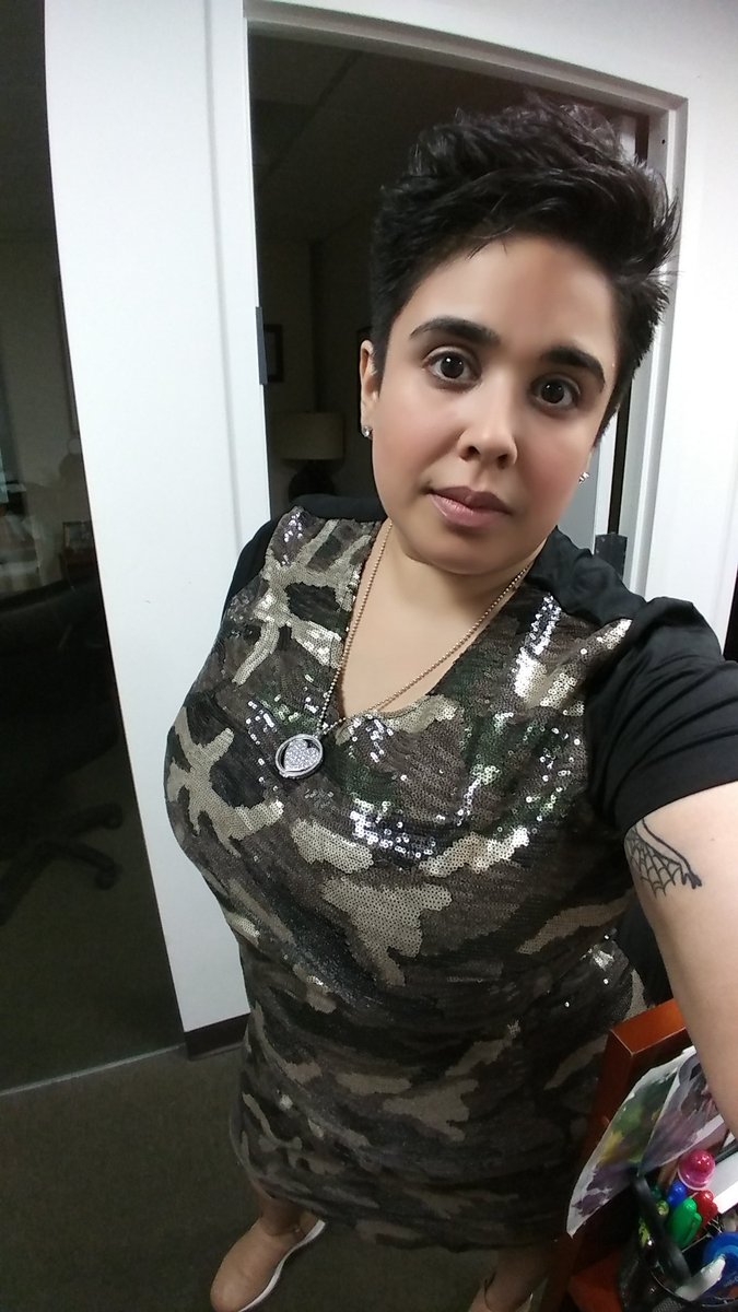 LA_FUPACABRA's tweet image. #FineWomenFriday #CamoEdition