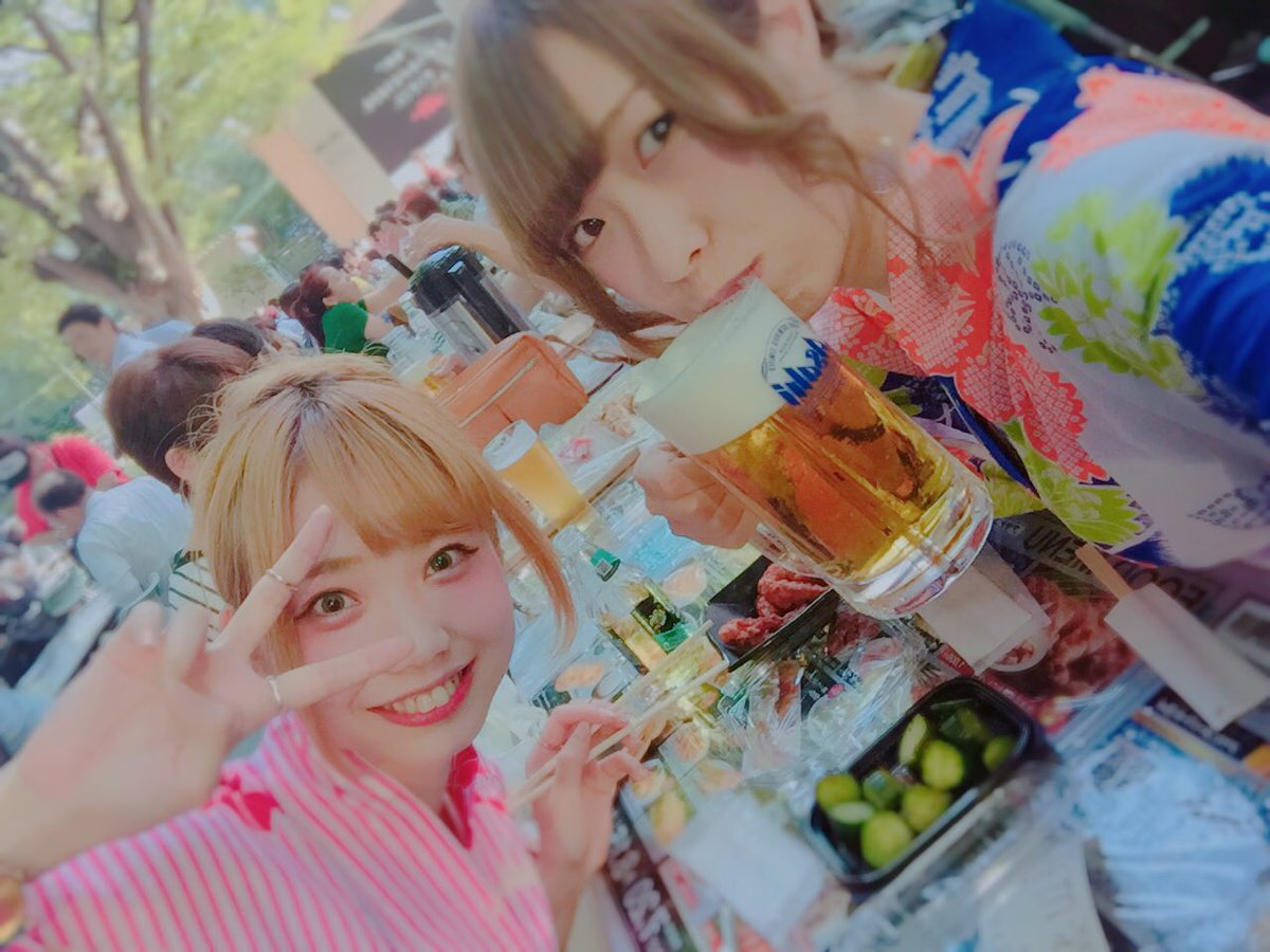 おばち フルーティー Feam در توییتر 夏休み4日目 夏休み最終日は 卒業生 元メロン担当はづきと 浴衣デートしたのでした O 明るい髪色での浴衣は新鮮だった おばち 夏休み ヘアカラー ミルクティー グレージュ 浴衣 ヘアアレンジ おばち フルーティー Feam در توییتر 夏休み4日目 夏休み最終日は 卒業生 元メロン担当はづきと 浴衣デートしたのでした O 明るい髪色での浴衣は新鮮だった おばち 夏休み ヘアカラー ミルクティー グレージュ 浴衣 ヘアアレンジ