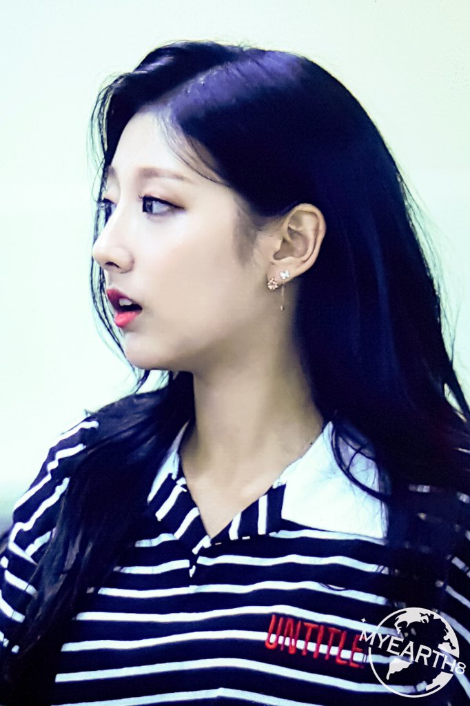 [PREVIEW] #러블리즈 #Lovelyz Yein at Gimpo Airport Departure Heading to Japan 

cr: my_earth8,spst_kei