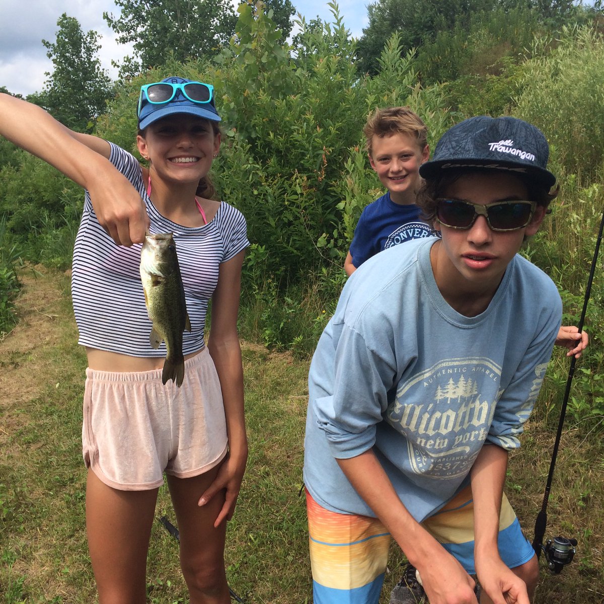 #takeakidfishing <a href="/KidsThatFish/">KidsFishinNation</a> #fishergirl #fishingfily @ReelAngle <a href="/GirlsThatFish/">Girls That Fish</a> <a href="/onwomenanglers/">OntarioWomenAnglers</a> <a href="/BassFishnTips/">Bass Fishing Tips</a> #fishergirl @BASS_nation