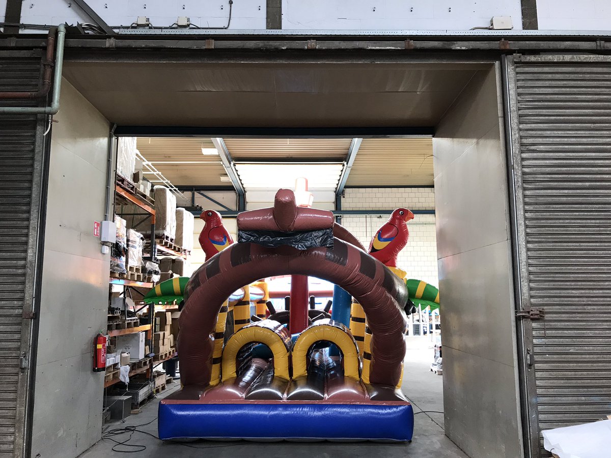 Laatste dag voor de vakantie bij Luminoxx. De kinderen vinden het vast geweldig, maar natuurlijk de volwassenen ook 😉