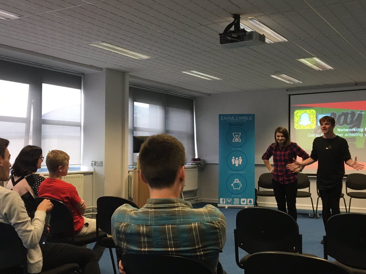 Pitch Workshops underway at <a href="/arlixmeet_ie/">ArlixMeet Ireland</a> - take two startups and combine them to make something bigger and better 🔥 #ArlixMeet17