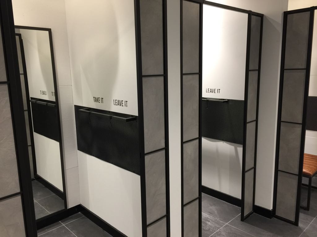 Vipiduk's tweet photo. New Look Men Bull Ring Birmingham fit out. https://t.co/Q5KOBwuBN4