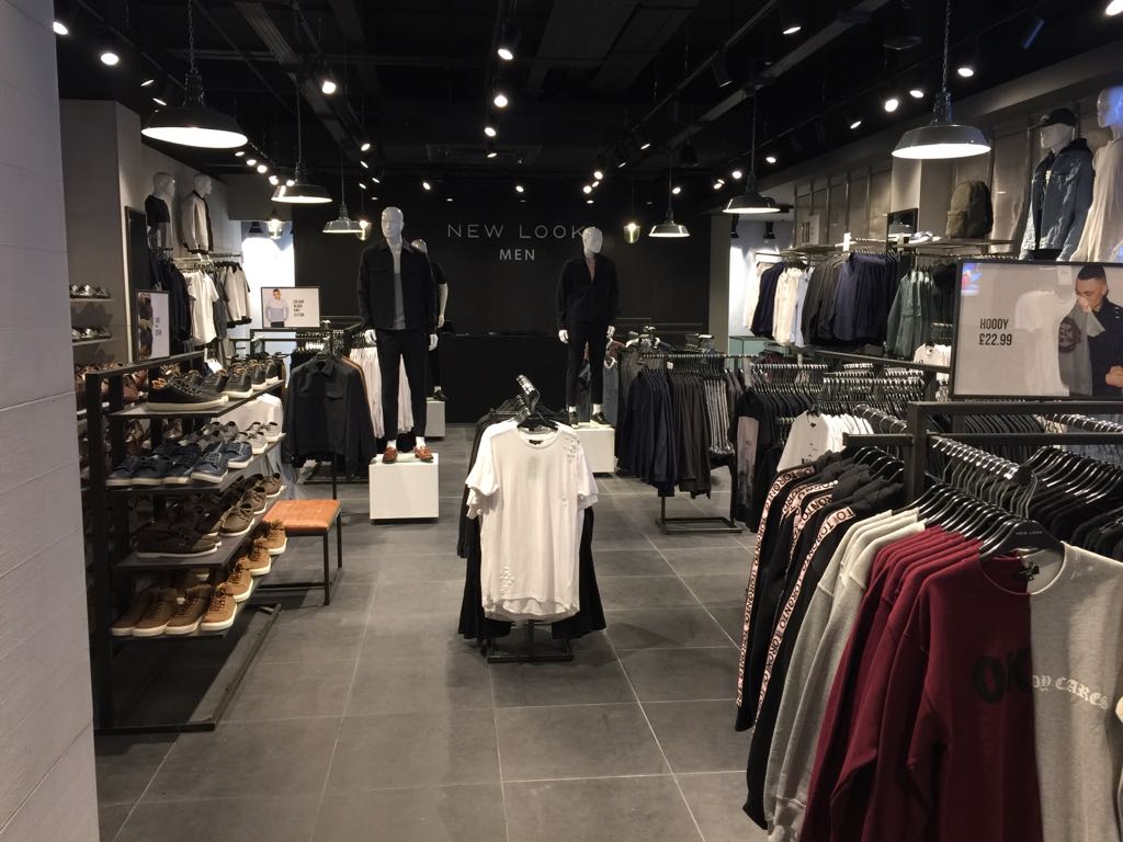 Vipiduk's tweet photo. New Look Men Bull Ring Birmingham fit out. https://t.co/Q5KOBwuBN4