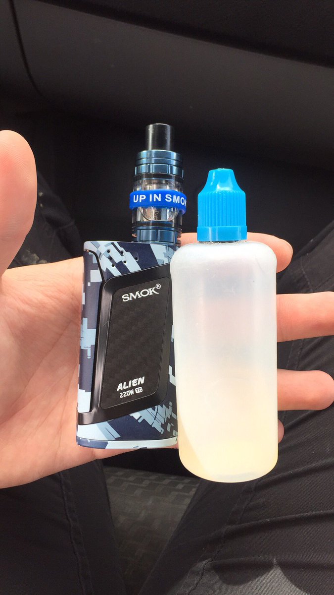 LIreland180's tweet photo. @VapingKing Alien 220w and of course Jester Juice. #VapingKing #UpInSmoke #HandCheck https://t.co/t6eDuVKDjk