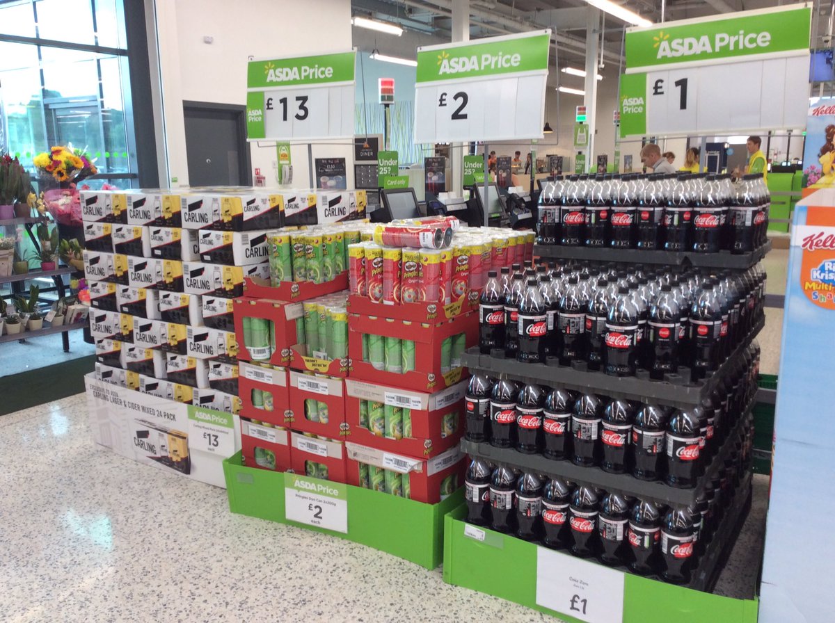 PowerforceMC53's tweet photo. Cheeky @carling #mixpack from @asda Gillingham? Don't mind if I do! https://t.co/2CvY8XmAUz