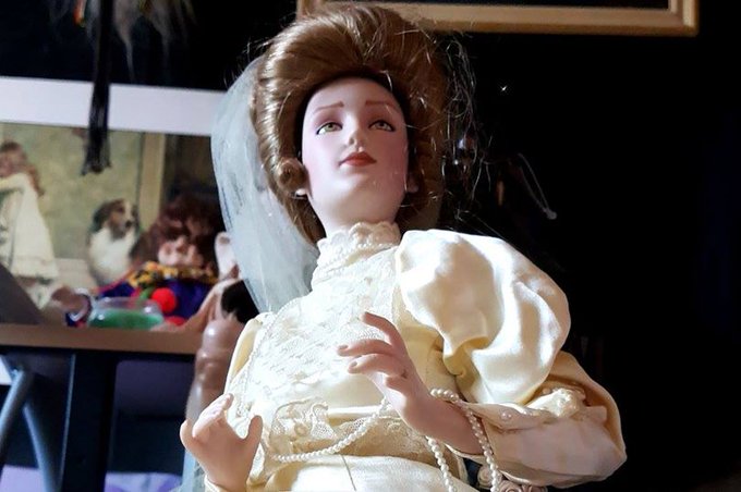 View image on Twitter