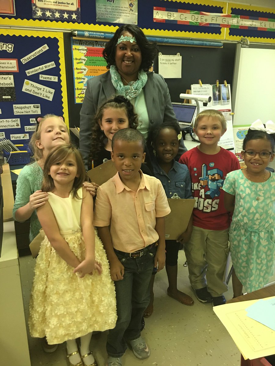 Champ4Scholars's tweet photo. You know me, I love ❤️ my job & I'm really, really, really good at it, and I going to save your child. #ready2017-2018 @JCPSKY @jcpsforward https://t.co/rjTbQJI5zJ